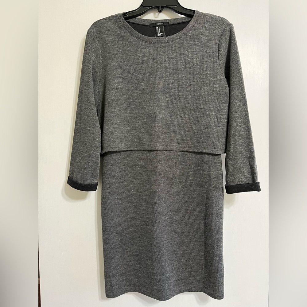 Women’s Forever 21 formal dress